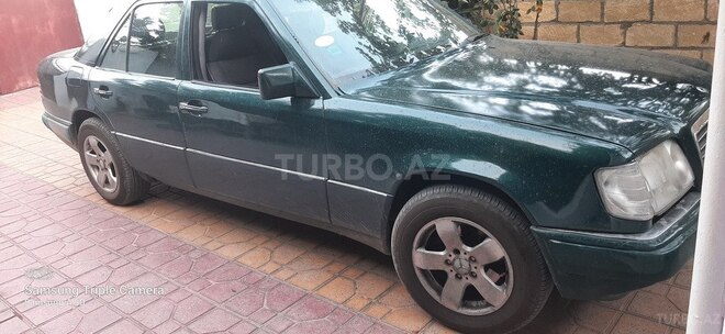 Mercedes E 200 1994, 597,000 km - 2.0 l - Beyləqan