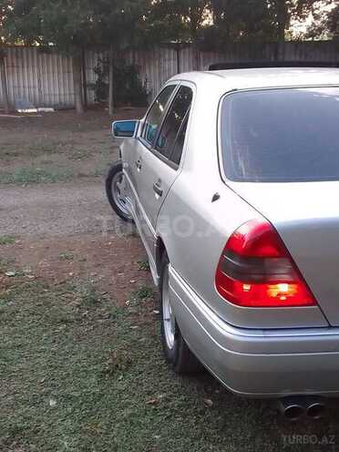 Mercedes C 280 1995, 329,989 km - 2.8 l - Masallı