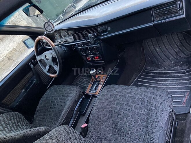 Mercedes 190 1991, 245,161 km - 2.0 л - Bakı