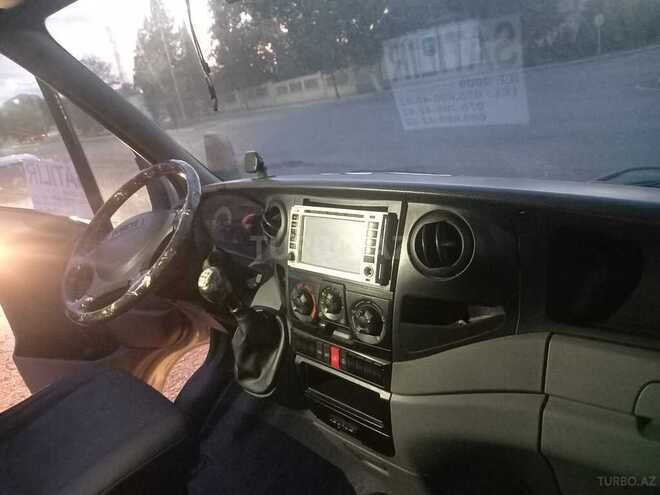 Iveco  2009, 250,000 km - 3.0 l - Gəncə