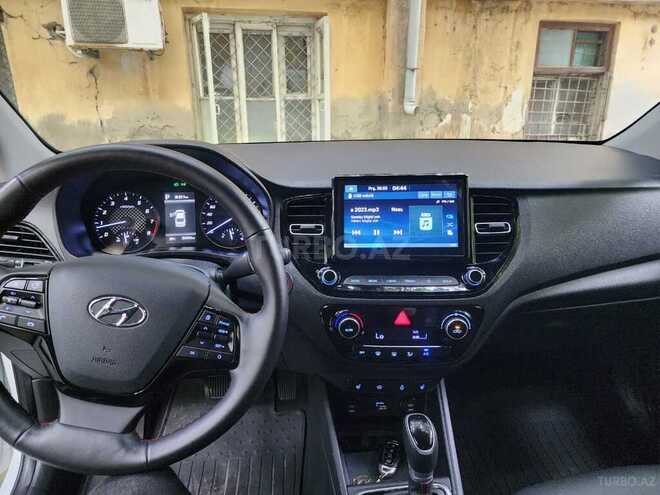 Hyundai Accent 2021, 43,000 km - 1.6 l - Bakı