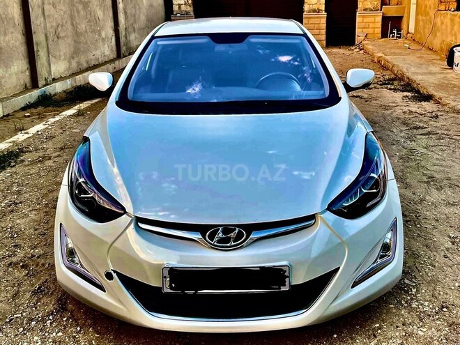 Hyundai Elantra 2015, 150,000 km - 1.8 l - Bakı
