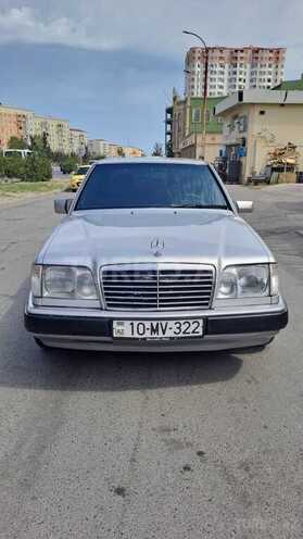 Mercedes E 200 1993, 300,000 km - 2.0 л - Sumqayıt