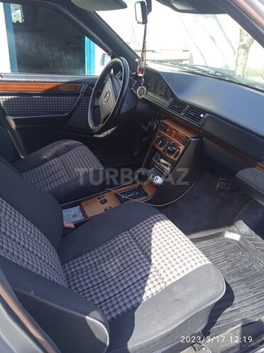 Mercedes E 220 1993, 478,152 km - 2.2 l - Bakı