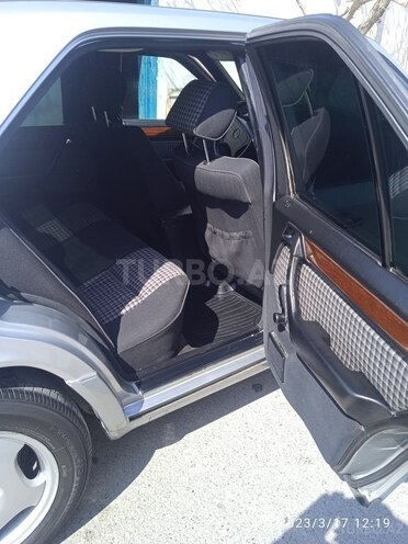 Mercedes E 220 1993, 478,152 km - 2.2 l - Bakı