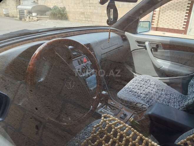 Mercedes C 230 1999, 257,000 km - 2.3 l - Şamaxı