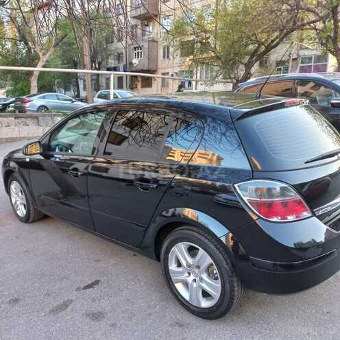 Opel Astra 2009, 195,000 km - 1.3 л - Bakı