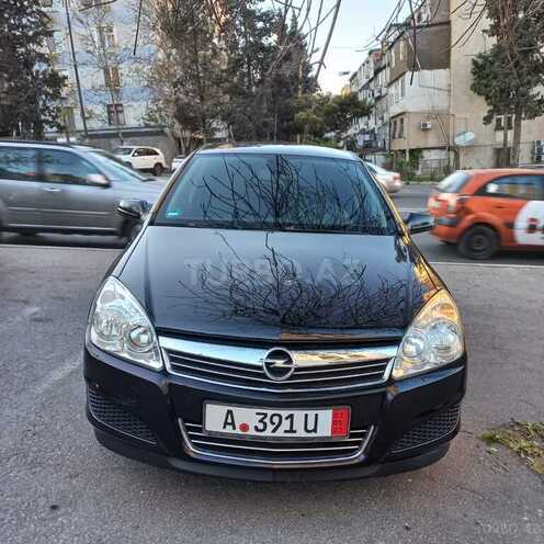 Opel Astra 2009, 195,000 km - 1.3 л - Bakı