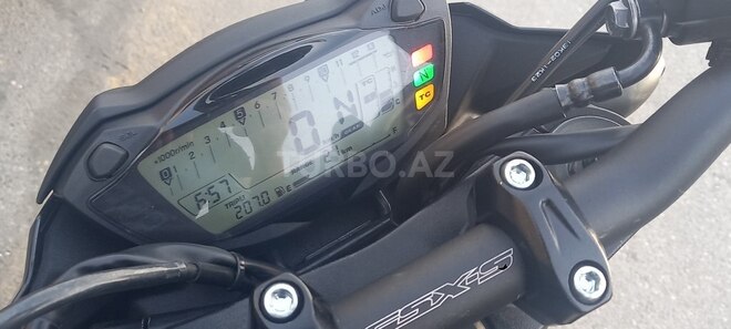 Suzuki  2022, 2,000 km - 0.8 л - Bakı