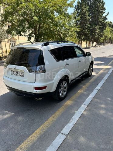 Mitsubishi Outlander 2011, 186,000 km - 3.0 l - Bakı