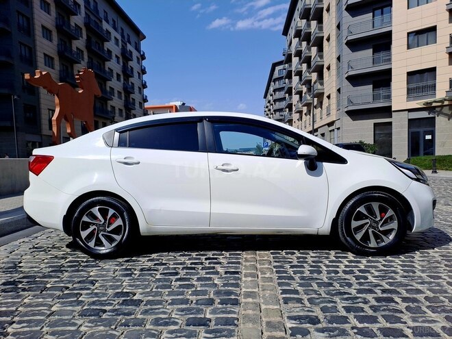 Kia Rio 2015, 195,000 km - 1.4 l - Bakı