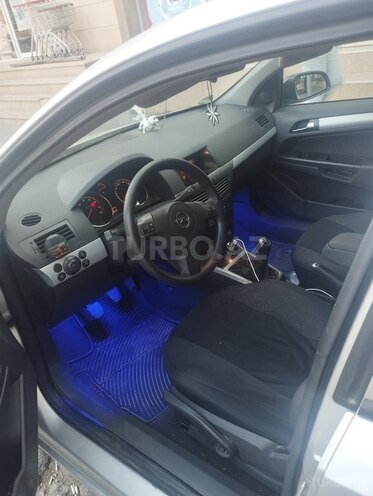 Opel Astra 2005, 192,000 km - 1.4 l - Bakı