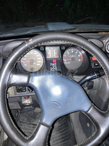 Mitsubishi Pajero 1995, 430,000 km - 2.8 l - Şirvan