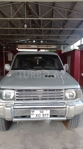 Mitsubishi Pajero 1995, 430,000 km - 2.8 l - Şirvan