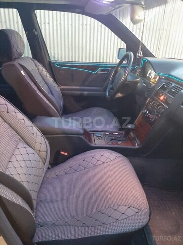 Mercedes E 240 1998, 338,354 km - 2.4 л - Masallı