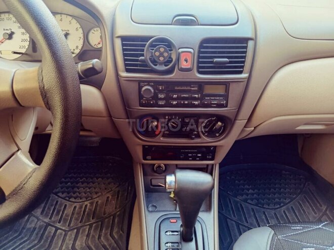 Nissan Sunny 2006, 325,000 km - 1.6 l - Bakı