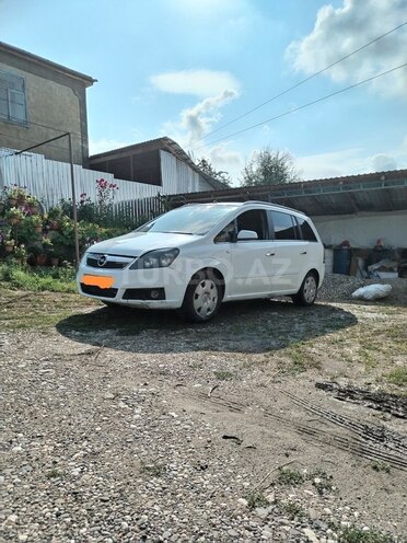 Opel Zafira 2006, 400,000 km - 1.9 l - Qusar