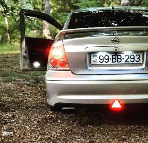 Opel Vectra 2001, 250,000 km - 1.8 l - Gəncə