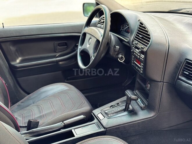 BMW 318 1994, 347,000 km - 1.8 l - Sumqayıt