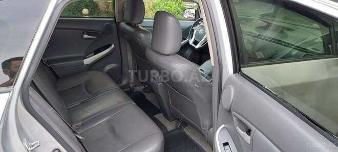 Toyota Prius 2010, 330,000 km - 1.8 л - Bakı