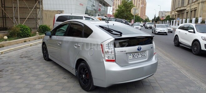 Toyota Prius 2010, 330,000 km - 1.8 л - Bakı