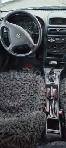 Opel Astra 1999, 293,000 km - 1.8 l - Quba