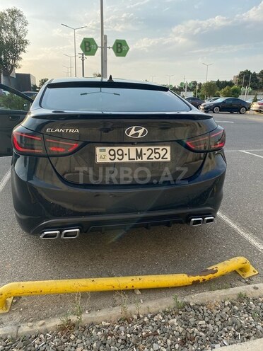 Hyundai Elantra 2015, 231,746 km - 1.8 l - Bakı