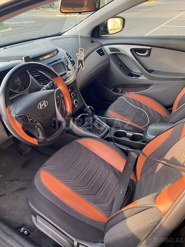 Hyundai Elantra 2015, 231,746 km - 1.8 l - Bakı