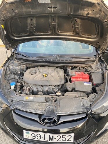 Hyundai Elantra 2015, 231,746 km - 1.8 l - Bakı