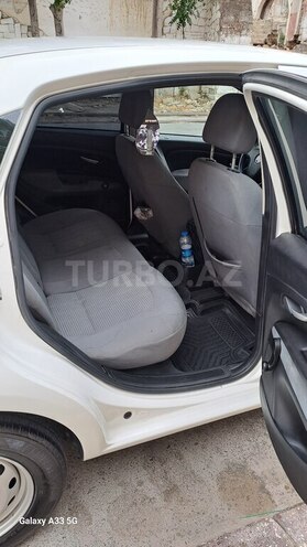 Fiat Linea 2009, 197,000 km - 1.4 л - Bakı