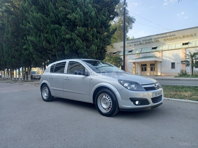 Opel Astra 2004, 179,000 km - 1.4 l - Mingəçevir