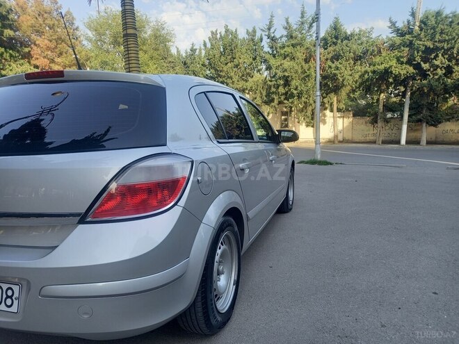 Opel Astra 2004, 179,000 km - 1.4 l - Mingəçevir