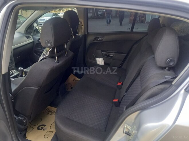 Opel Astra 2004, 179,000 km - 1.4 l - Mingəçevir