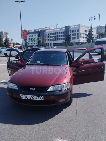 Opel Vectra 1996, 260,000 km - 2.0 l - Bakı