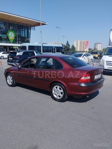 Opel Vectra 1996, 260,000 km - 2.0 l - Bakı
