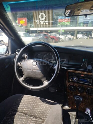 Opel Vectra 1996, 260,000 km - 2.0 l - Bakı