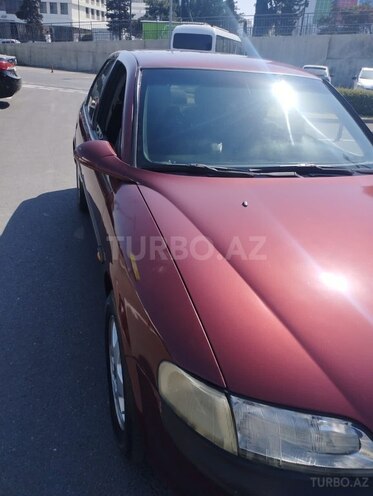 Opel Vectra 1996, 260,000 km - 2.0 l - Bakı