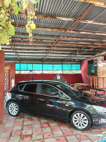 Opel Astra 2012, 330,000 km - 1.3 l - Bərdə