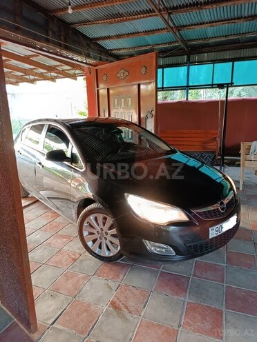 Opel Astra 2012, 330,000 km - 1.3 l - Bərdə