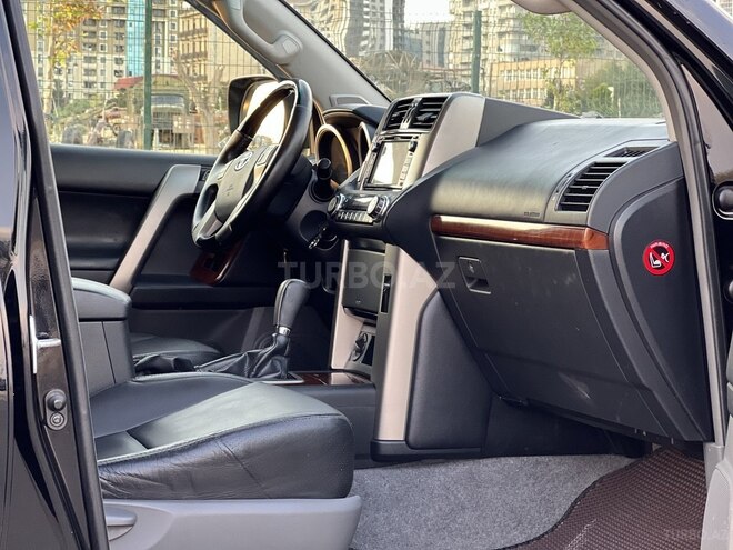 Toyota Prado 2010, 172,000 km - 2.7 l - Bakı