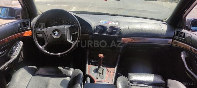 BMW 528 1996, 221,565 km - 2.8 l - Bakı