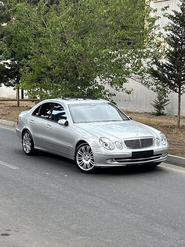 Mercedes E 320 2003, 296,000 km - 3.2 l - Bakı