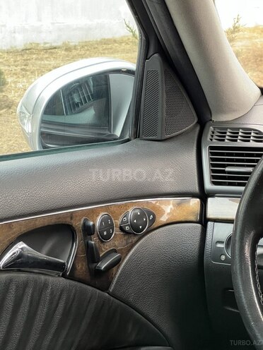 Mercedes E 320 2003, 296,000 km - 3.2 l - Bakı