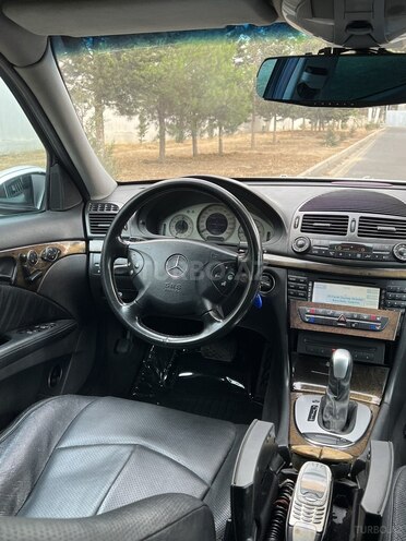 Mercedes E 320 2003, 296,000 km - 3.2 l - Bakı