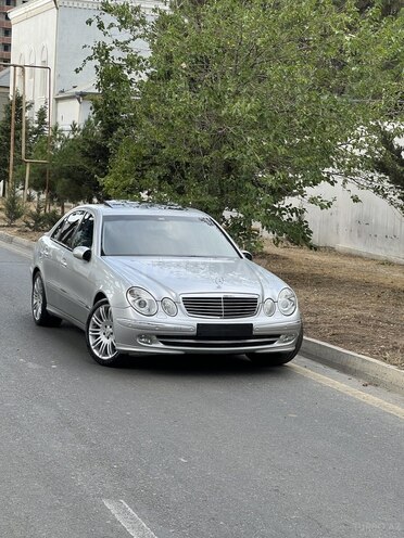 Mercedes E 320 2003, 296,000 km - 3.2 l - Bakı