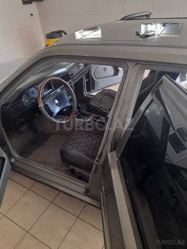 Mercedes 190 1990, 300,000 km - 2.0 l - Bakı