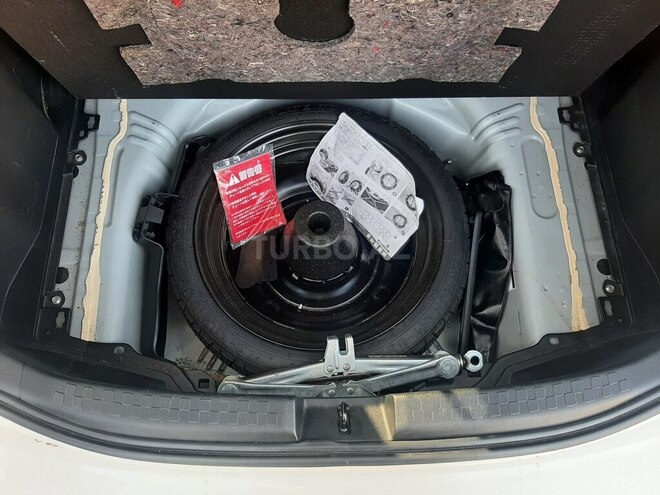 Toyota Prius C 2014, 151,000 km - 1.5 l - Bakı