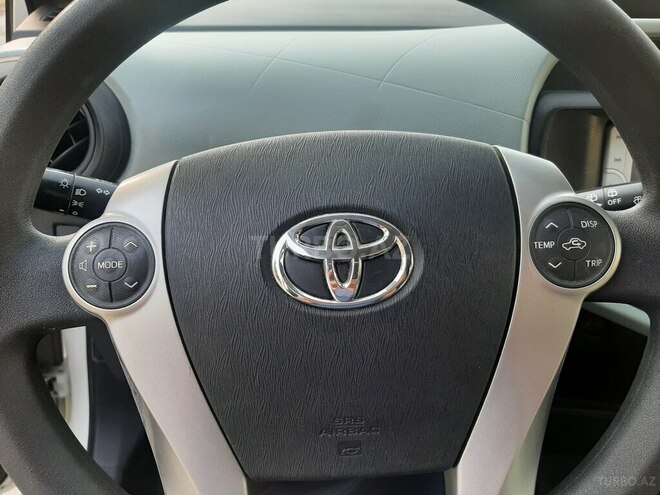 Toyota Prius C 2014, 151,000 km - 1.5 l - Bakı