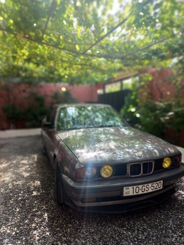 BMW 520 1990, 250,000 km - 2.0 л - Bakı
