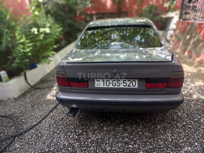 BMW 520 1990, 250,000 km - 2.0 л - Bakı